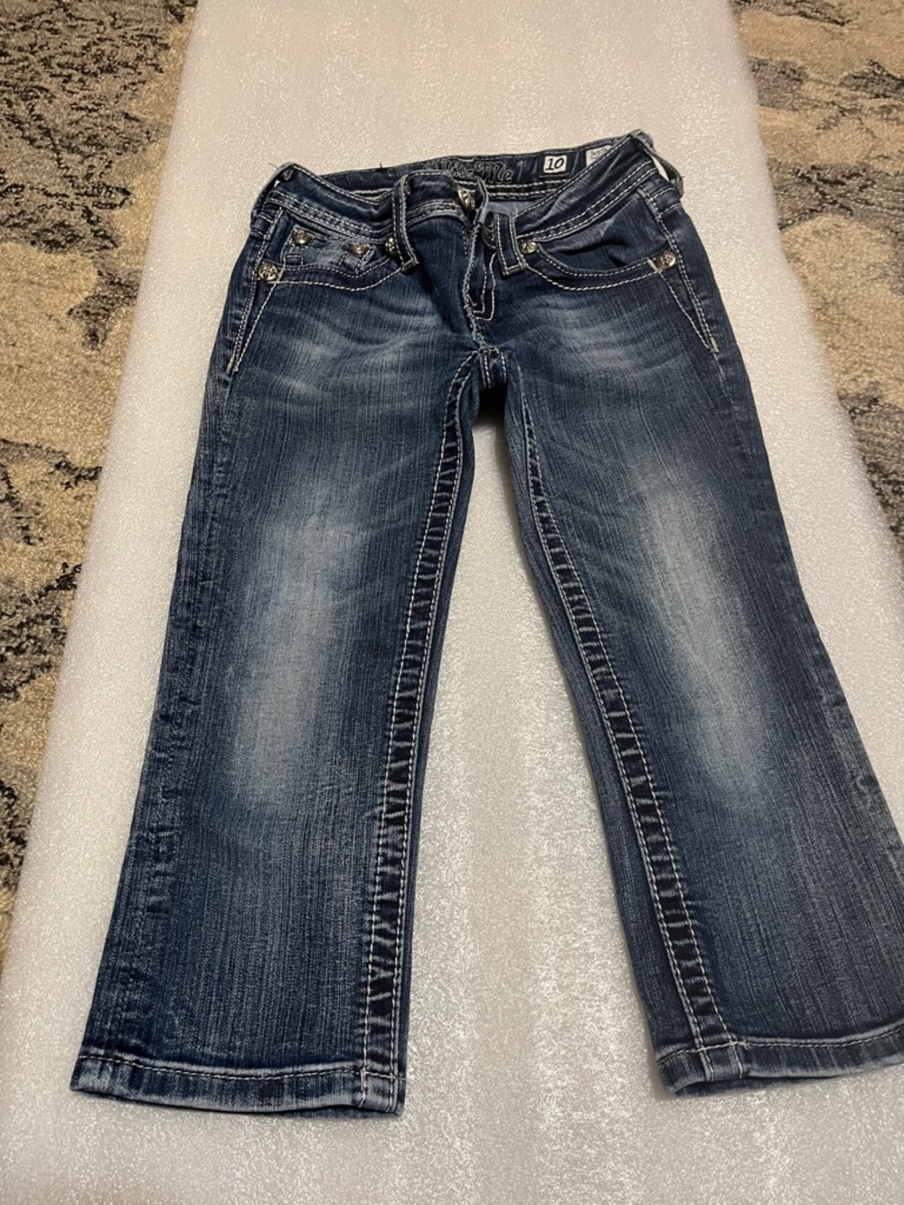 Miss me  Wash Blue Jeans capri size 10